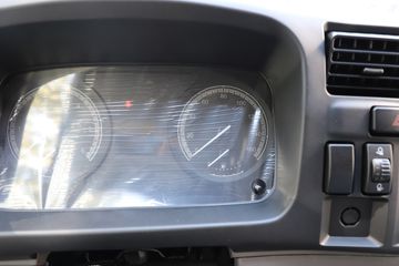 ���� ˳��С�� 122���� 3.32��˫����ʽ�Ῠ(����)(JX5041XXYTSGA26)ͼƬ