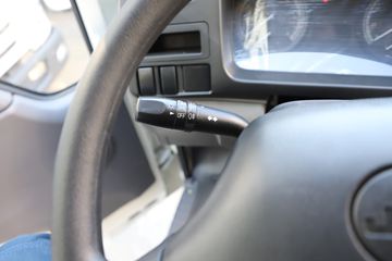 ���� ˳��С�� 122���� 3.32��˫����ʽ�Ῠ(����)(JX5041XXYTSGA26)ͼƬ