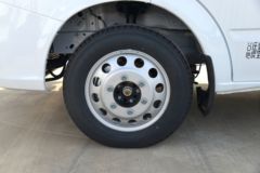江铃汽车 福顺 2023款 146马力 3座 长轴 2.0T柴油 高顶封闭货车(国六)