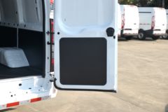 江铃汽车 福顺 2023款 146马力 3座 长轴 2.0T柴油 高顶封闭货车(国六)