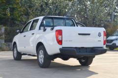 江铃 新宝典 2022款 舒享版 2.5T柴油 140马力 手动四驱 标轴双排皮卡(国六) 江铃 新宝典 2022款 舒享版 2.5T柴油 140马力 手动四驱 标轴双排皮卡(国六)