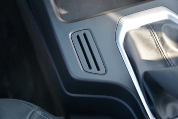 ���� �±��� 2022�� ������ 2.5T���� 140���� �ֶ����� ����˫��Ƥ��(����)ͼƬ