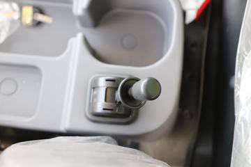 �������� ����ES5 160���� 4X2 3.8����ж��ͼƬ