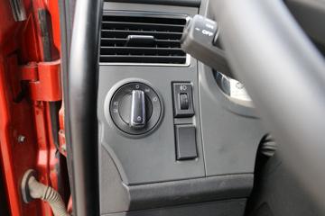 һ����� J6L ��Ӣ�� 260���� 6X2 9.7�ײ�դʽ�ػ���(����)(CA5250CCYP62K1L5T3E6)ͼƬ