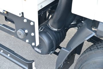���� ˧��S6 130���� 4.18�׵��������Ῠ(����)ͼƬ