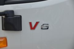 老铁们 春节不打烊 期间订车有较大优惠