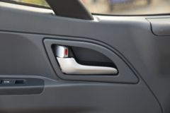 江淮 骏铃V6 152马力 4.18米单排仓栅式轻卡(国六)(HFC5043CCYP31K2C7S)