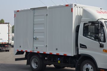 ���� ����V5 132���� 3.7�׵�����ʽ�Ῠ(����)ͼƬ