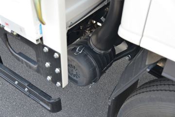 ���� ����J5 132���� 4.18�׵��������Ῠ(����)ͼƬ