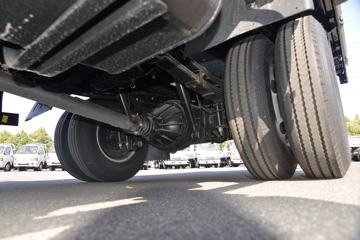 ���� ����J5 132���� 4.18�׵��������Ῠ(����)ͼƬ