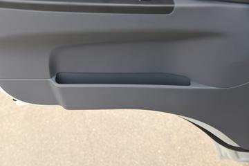 ���� ����V5 �ؿ�� 132���� 4X2 3.7�׵��������Ῠ(����)(HFC1045P32K4C7S)ͼƬ