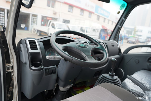 购小霸王W15载货车 享高达0.2万优惠