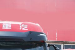 中国重汽 豪沃NX中卡 270马力 4X2 5.8米栏板载货车(ZZ1187K511JF1)