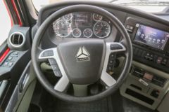 中国重汽 豪沃NX中卡 270马力 4X2 5.8米栏板载货车(ZZ1187K511JF1)