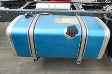 �й����� ����NX�п� 270���� 4X2 5.8�������ػ���ͼƬ