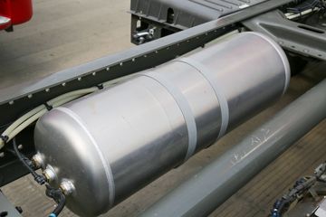 �й����� ����NX�п� 270���� 4X2 5.8�������ػ���ͼƬ