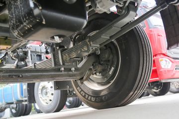 �й����� ����NX�п� 270���� 4X2 5.8�������ػ���ͼƬ