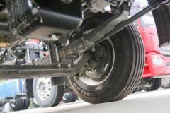 中国重汽 豪沃NX中卡 270马力 4X2 5.8米栏板载货车(ZZ1187K511JF1)