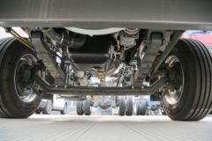 中国重汽 豪沃NX中卡 270马力 4X2 5.8米栏板载货车(ZZ1187K511JF1)