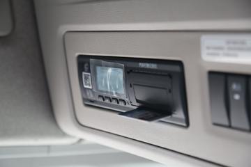 �������ó� �����콢KX ���߰� 600���� 6X4 AMT�Զ���ǣ����(����)(��Һ��)(˫����)(��ɲ)ͼƬ