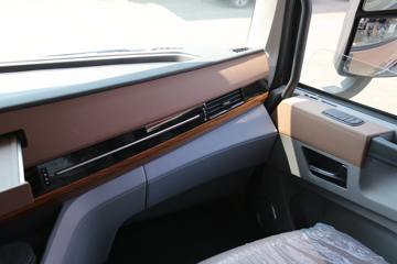 �������ó� �����콢KX ���߰� 600���� 6X4 AMT�Զ���ǣ����(����)(��Һ��)(˫����)(��ɲ)ͼƬ