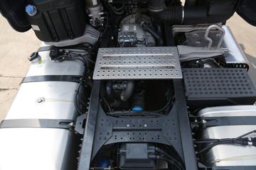 �������ó� �����콢KX ���߰� 600���� 6X4 AMT�Զ���ǣ����(����)(��Һ��)(˫����)(��ɲ)ͼƬ