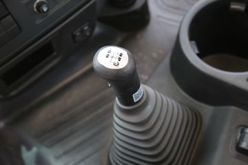 �������ó� ���KR PLUS 290���� 4X2 6.8�ײ�դʽ�ػ���(����)(DFH5180CCYEX7)ͼƬ