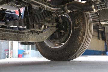 �������ó� ���KR PLUS 290���� 4X2 6.8�ײ�դʽ�ػ���(����)(DFH5180CCYEX7)ͼƬ