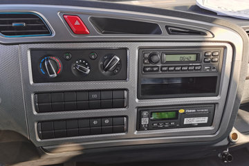 ���� ŷ��R proϵ 260���� 6.8��AMT�Զ�����ʽ�ػ���(����)ͼƬ