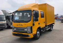 准乘5人 可拉5吨 国际帅铃 多款车型到店