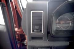 中国重汽 豪曼H3 先锋版 150马力 4X2 4.15米单排仓栅式轻卡(国六)(速比4.875)(ZZ5048CCYG17FB7)