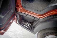 中国重汽 豪曼H3 先锋版 150马力 4X2 4.15米单排仓栅式轻卡(国六)(速比4.875)(ZZ5048CCYG17FB7)