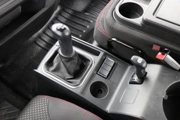 һ����� J6L�п� ������2.0 260���� 4X2 9.7����ʽ�ػ���(����)(CA5180XXYP62K1L5E6)ͼƬ