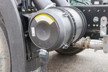 һ����� J6L�п� ������2.0 260���� 4X2 9.7����ʽ�ػ���(����)(CA5180XXYP62K1L5E6)ͼƬ