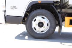 江铃 顺威宽体 143马力 4.2米单排厢式轻卡(国六)(液刹)(JX5042XXYTGA26) 江铃 顺威宽体 143马力 4.2米单排厢式轻卡(国六)(液刹)(JX5042XXYTGA26)