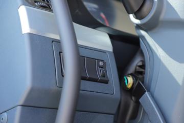 �������� ����H5�п� 290���� 4X2 6.8�ײ�դʽ�ػ���(��ʿ��8��)ͼƬ