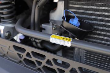 �������� ����H5�п� 290���� 4X2 6.8�ײ�դʽ�ػ���(��ʿ��8��)ͼƬ