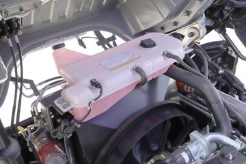 �������� ����H5�п� 290���� 4X2 6.8�ײ�դʽ�ػ���(��ʿ��8��)ͼƬ