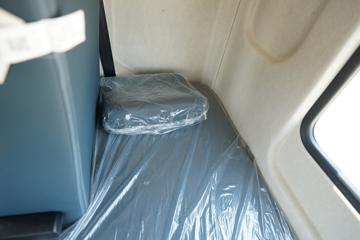 �������� ����H5 260���� 4X2 9.7��AMT�Զ�����ʽ�ػ���(LZ5180XXYH5AC2)ͼƬ