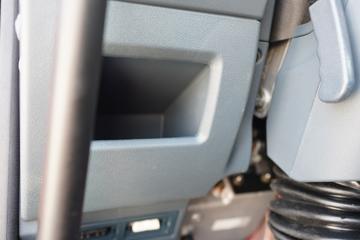 �������� ����H5 260���� 4X2 9.7��AMT�Զ�����ʽ�ػ���(LZ5180XXYH5AC2)ͼƬ