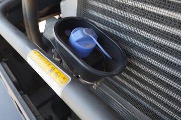 �������� ����H5 260���� 4X2 9.7��AMT�Զ�����ʽ�ػ���(LZ5180XXYH5AC2)ͼƬ