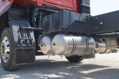 东风柳汽 乘龙H5 260马力 4X2 9.7米AMT自动挡厢式载货车(LZ5180XXYH5AC2)