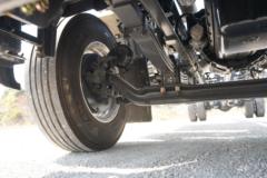 东风柳汽 乘龙H5 260马力 4X2 9.7米AMT自动挡厢式载货车(LZ5180XXYH5AC2)