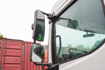 �����ؿ� ����L6000 220���� 4X2 8.7����ʽ�ػ���(SX5189XXYVA1)ͼƬ