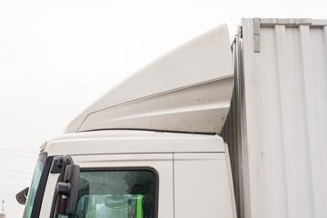 �����ؿ� ����L6000 220���� 4X2 8.7����ʽ�ػ���(SX5189XXYVA1)ͼƬ