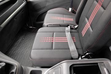 �����ؿ� ����L6000 220���� 4X2 8.7����ʽ�ػ���(SX5189XXYVA1)ͼƬ