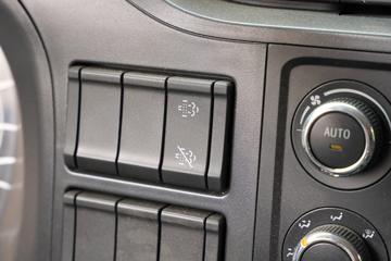 �����ؿ� ����L6000 220���� 4X2 8.7����ʽ�ػ���(SX5189XXYVA1)ͼƬ