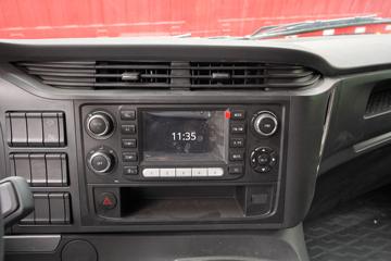 �����ؿ� ����L6000 220���� 4X2 8.7����ʽ�ػ���(SX5189XXYVA1)ͼƬ