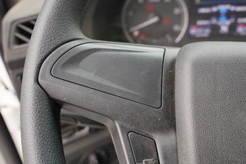 �����ؿ� ����L6000 220���� 4X2 8.7����ʽ�ػ���(SX5189XXYVA1)ͼƬ