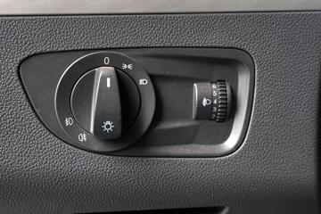 �����ؿ� ����L6000 220���� 4X2 8.7����ʽ�ػ���(SX5189XXYVA1)ͼƬ